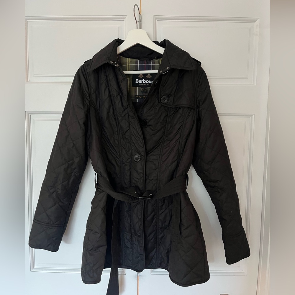 Barbour Tummel Box Quilt Trench Jacket-Women's Black